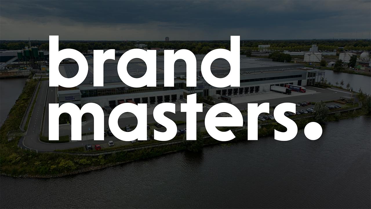 Exterieur van The Bay, het hoofdkantoor en warehouse van Brand Masters in Bred